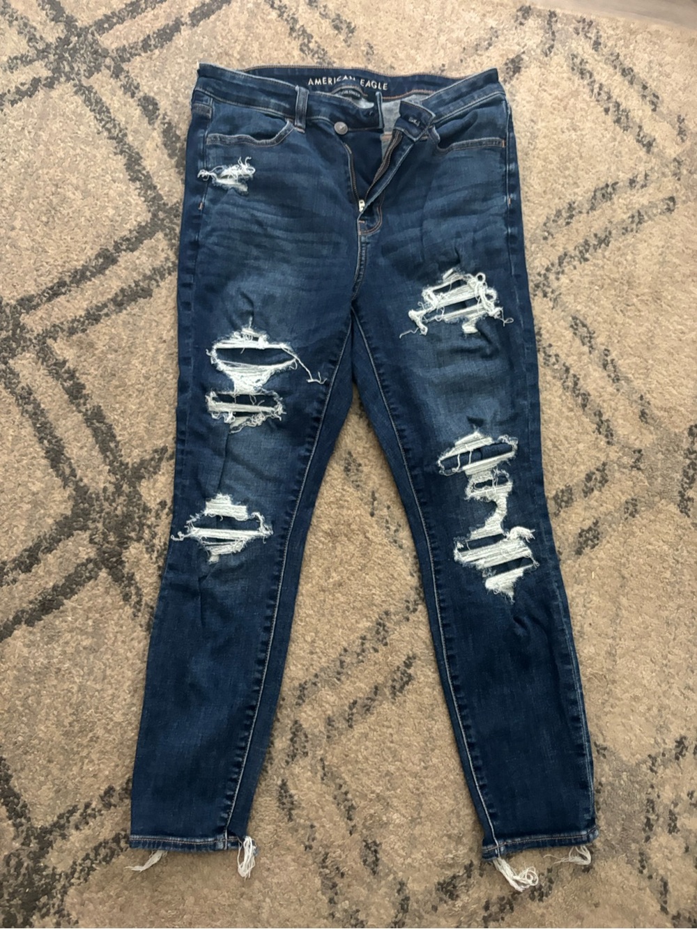 American Eagle Outfitters Distressed Dark Blue Skinny Jeans